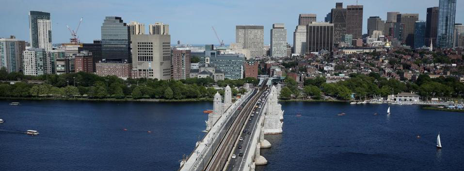 Professor Franz-Josef Ulm provides expert insight in The Boston Globe on Longfellow Bridge