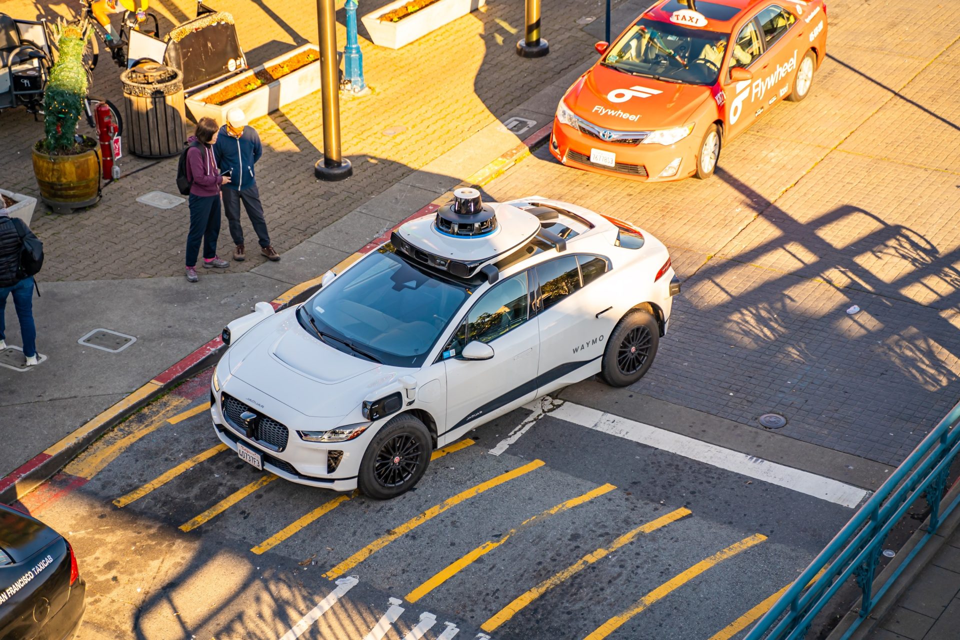 Before autonomous vehicles scale up, researchers call for stronger scientific standards